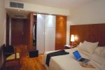 Hotel Acevi Villarroel Bedroom