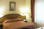 Hotel Royal Ramblas bedroom1